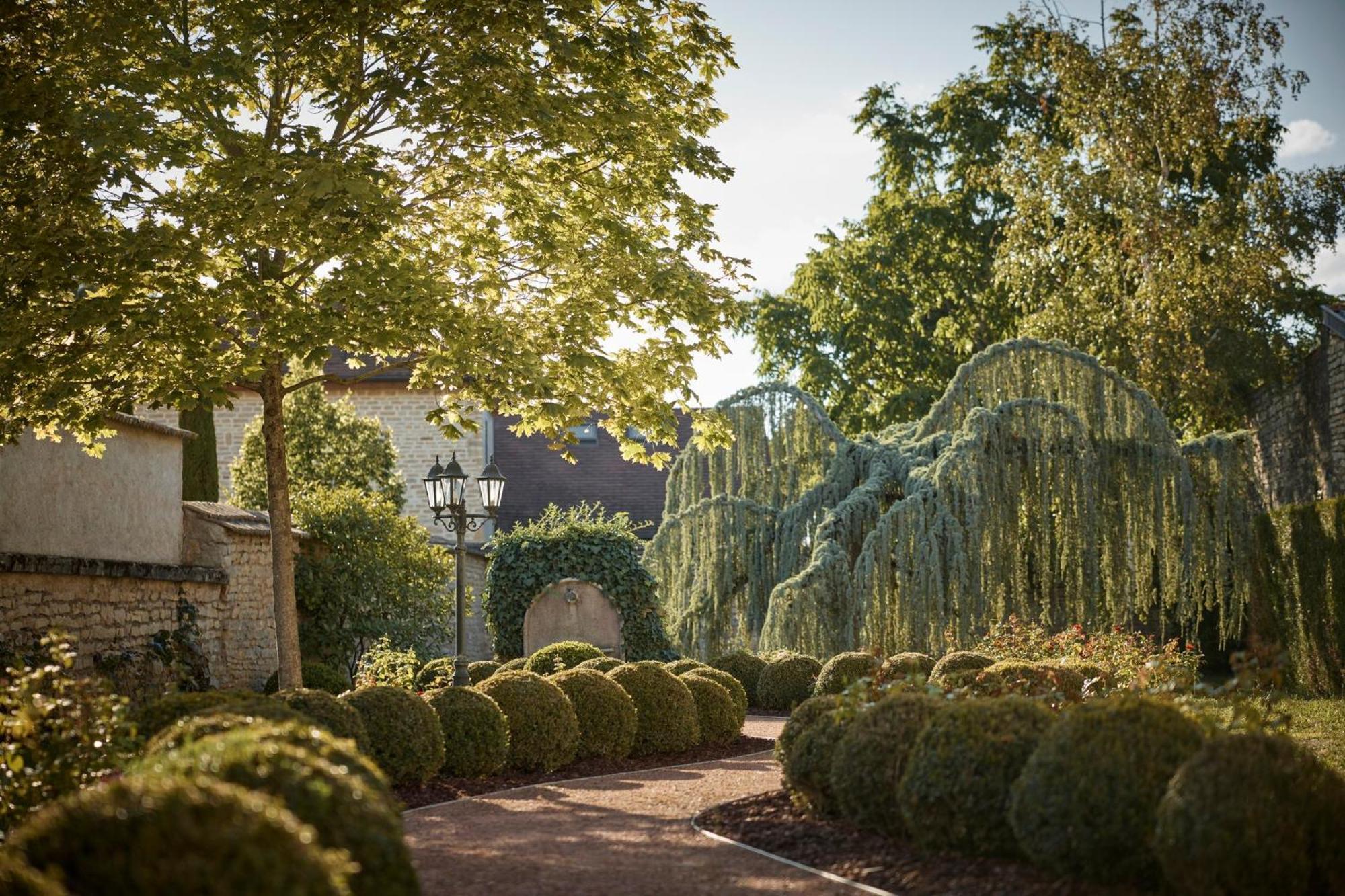 Hôtel Restaurant Le Montrachet Puligny-Montrachet Exterior foto